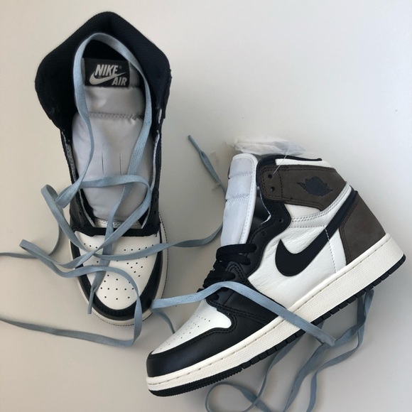 Air Jordan 1 Retro High OG Dark Mocha GS 6.5 575441-105 - Picture 1 of 14